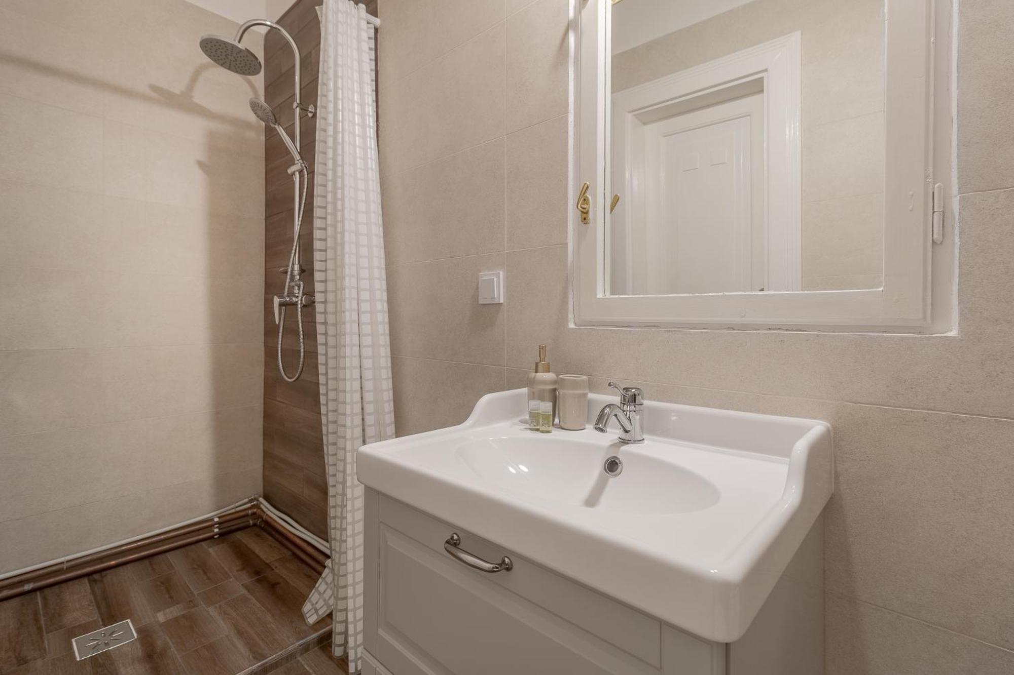 Apartament Ultracentral Alecsandri 1 Oradea Exterior foto